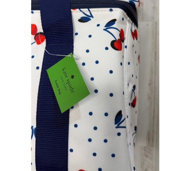 New Kate spade LARGE Cherry Print insulated cooler /picnic lunch bag - Picture 2 of 3